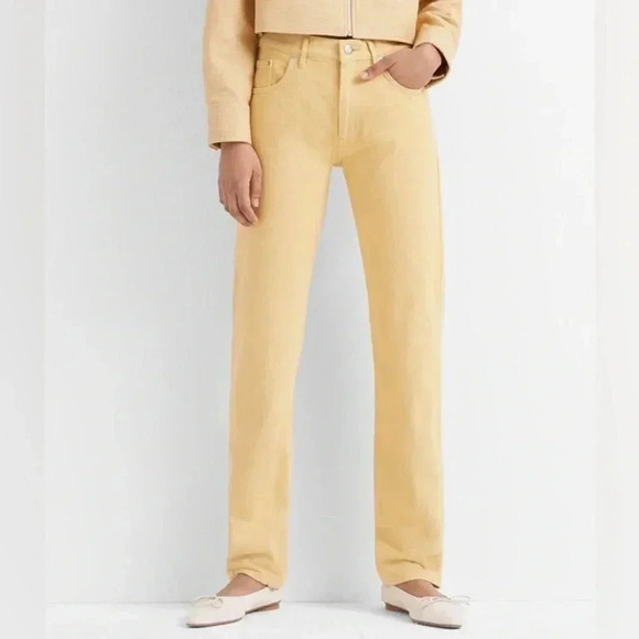 Club Monaco 28” Relaxed Slim Yellow Jeans - Picture 2 of 8